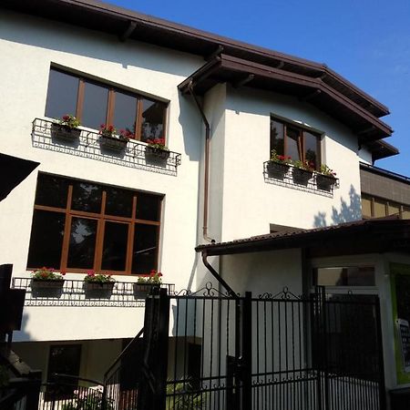 Casa Romaneasca Curtea de Argeş Exteriör bild