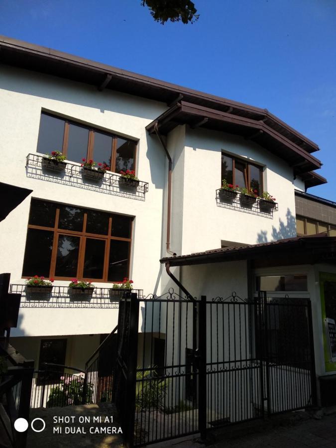 Casa Romaneasca Curtea de Argeş Exteriör bild